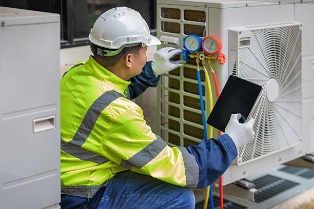 Professional Hvac technician working in Myra, TX